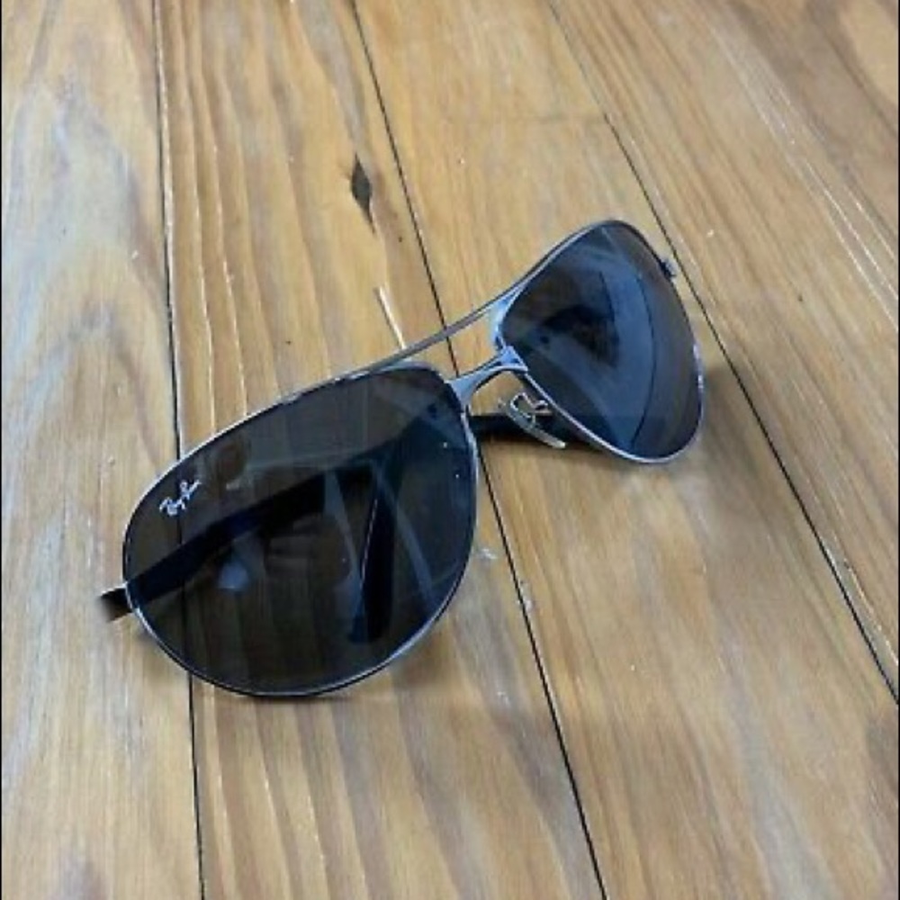Ray Ban black aviator sunglasses